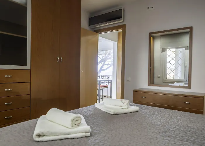 Pau Picasso 3 - Piso En Tossa Con Terraza Y A/a *