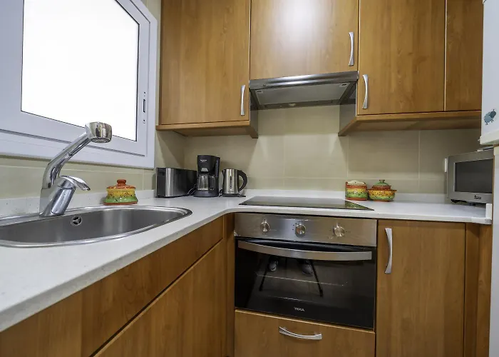 Pau Picasso 3 - Piso En Tossa Con Terraza Y A/a Appartement *