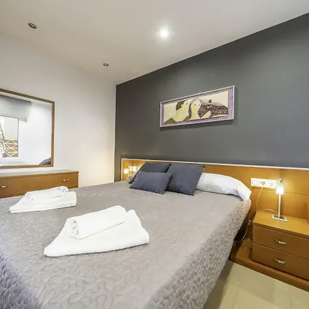 Piso Reformado En Tossa Con Terraza Y Aa Tossa de Mar
